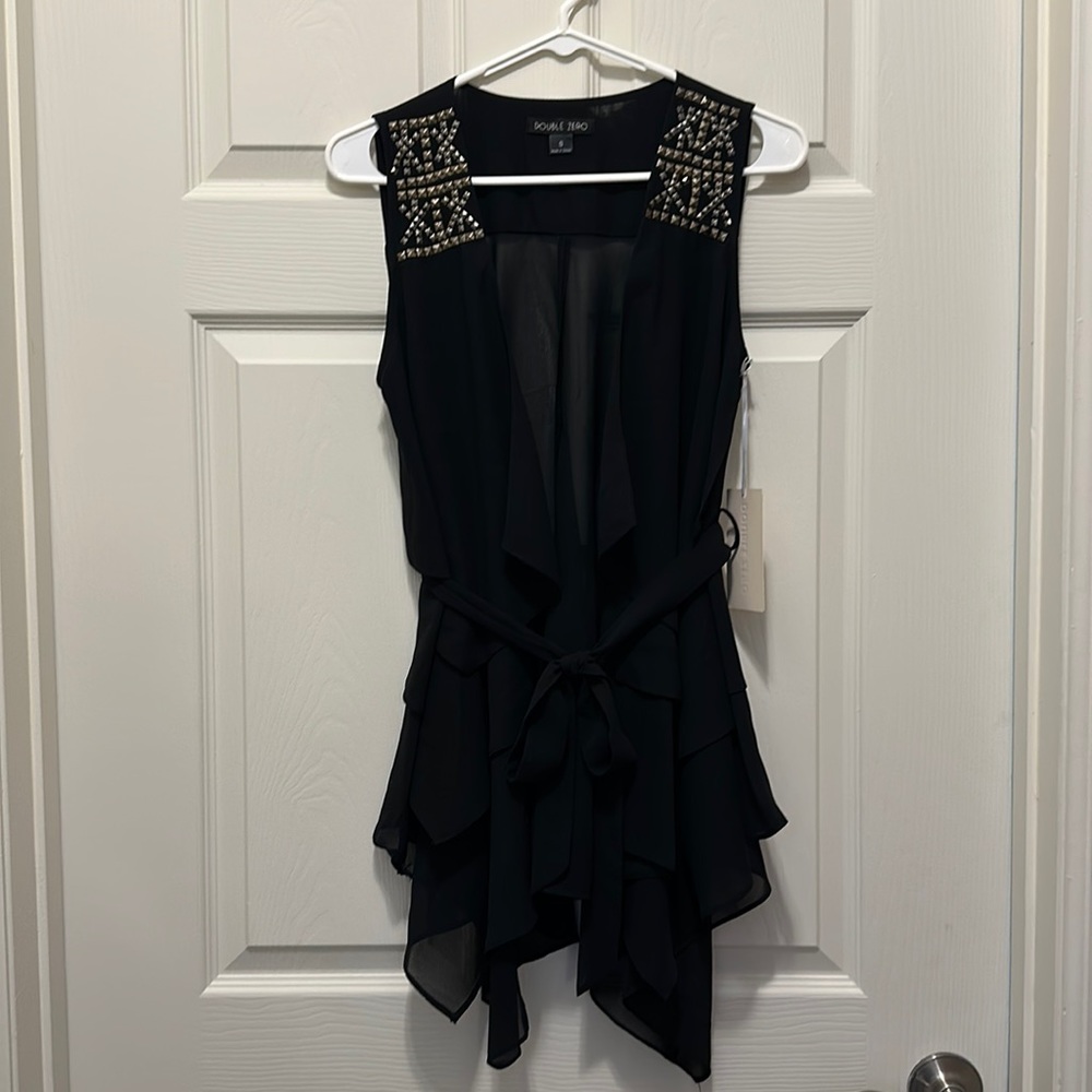 Double zero ruffled front vest